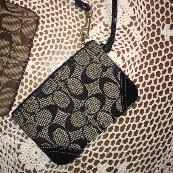 (2) Coach Wristlets - Picture 2 of 8